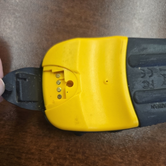 Garmin eTrex Handheld GPS - Picture 6 of 9